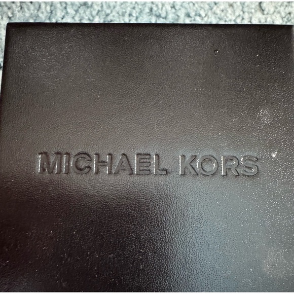 Michael Kors Sleek Black Box - Picture 1 of 2